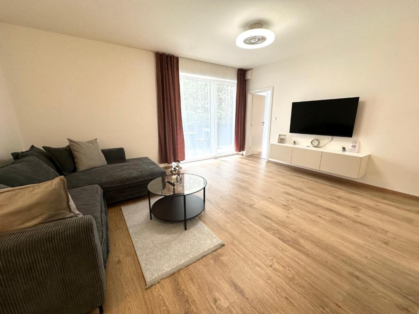 2 Room Apartment, New Building, Balcony, 208 Rovinka Exterior foto
