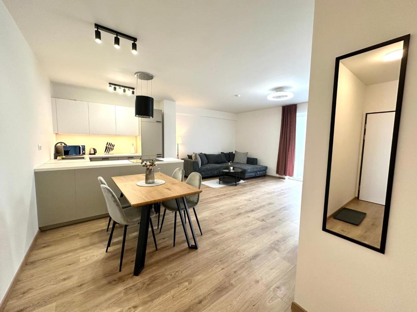 2 Room Apartment, New Building, Balcony, 208 Rovinka Exterior foto