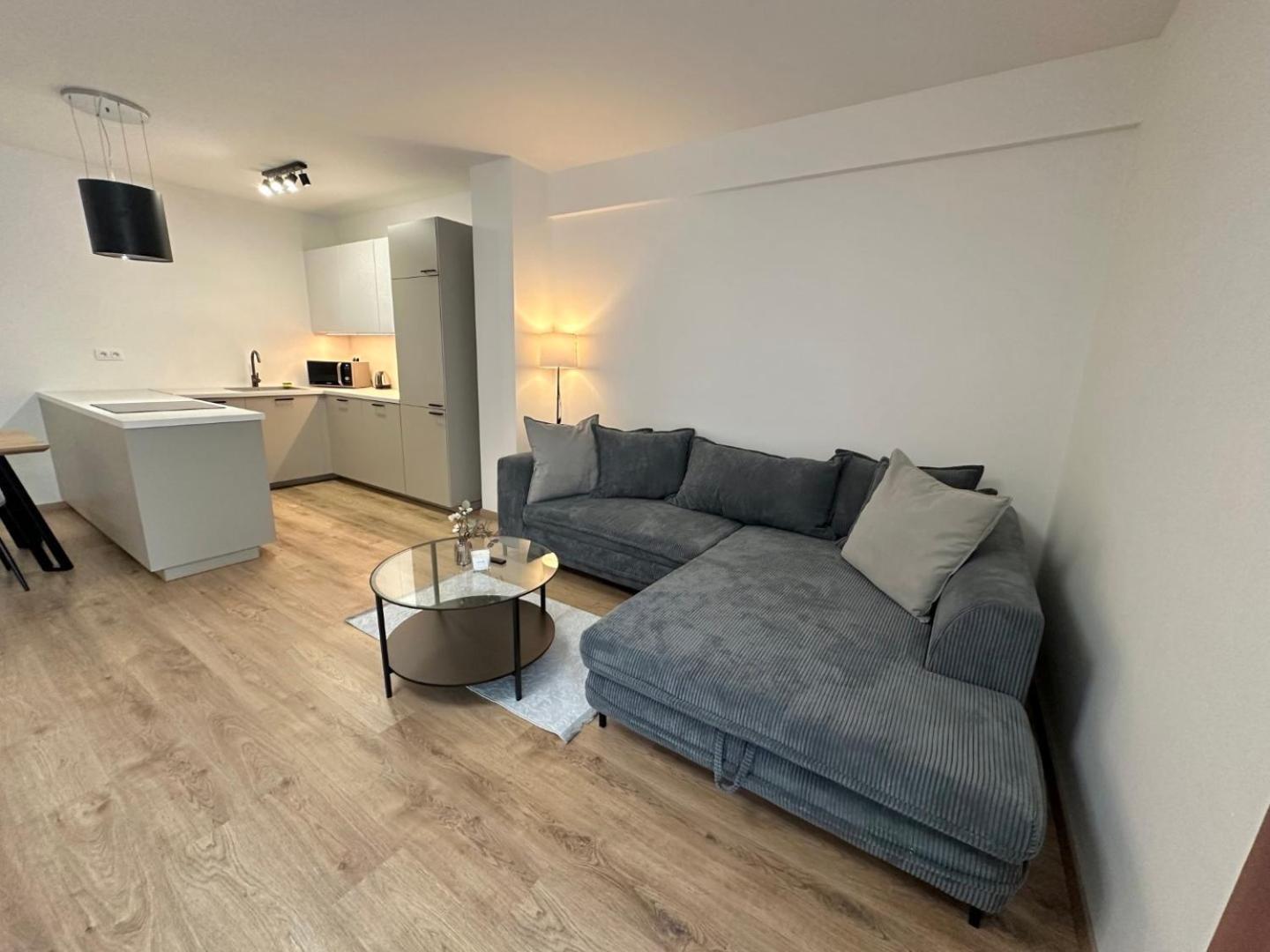 2 Room Apartment, New Building, Balcony, 208 Rovinka Exterior foto